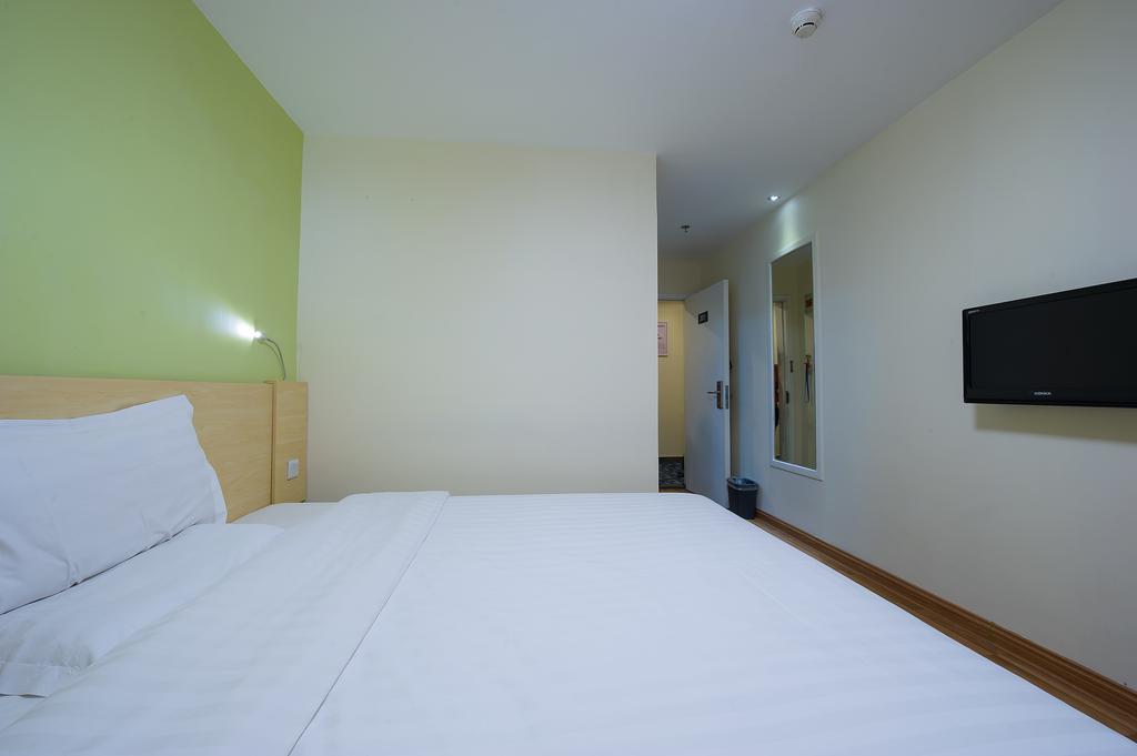 7Days Inn Luoyang Longmen Avenue Normal College Exterior foto